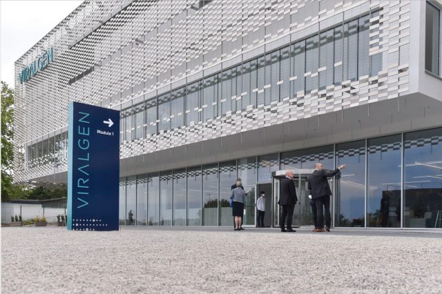 Inaugurada la nueva planta de Viralgen en Donostia