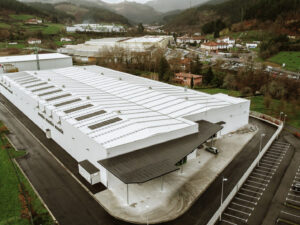 ONDOAN ejecuta las instalaciones de la nueva planta industrial de ULMA Agrícola en Oñati (Gipuzkoa)