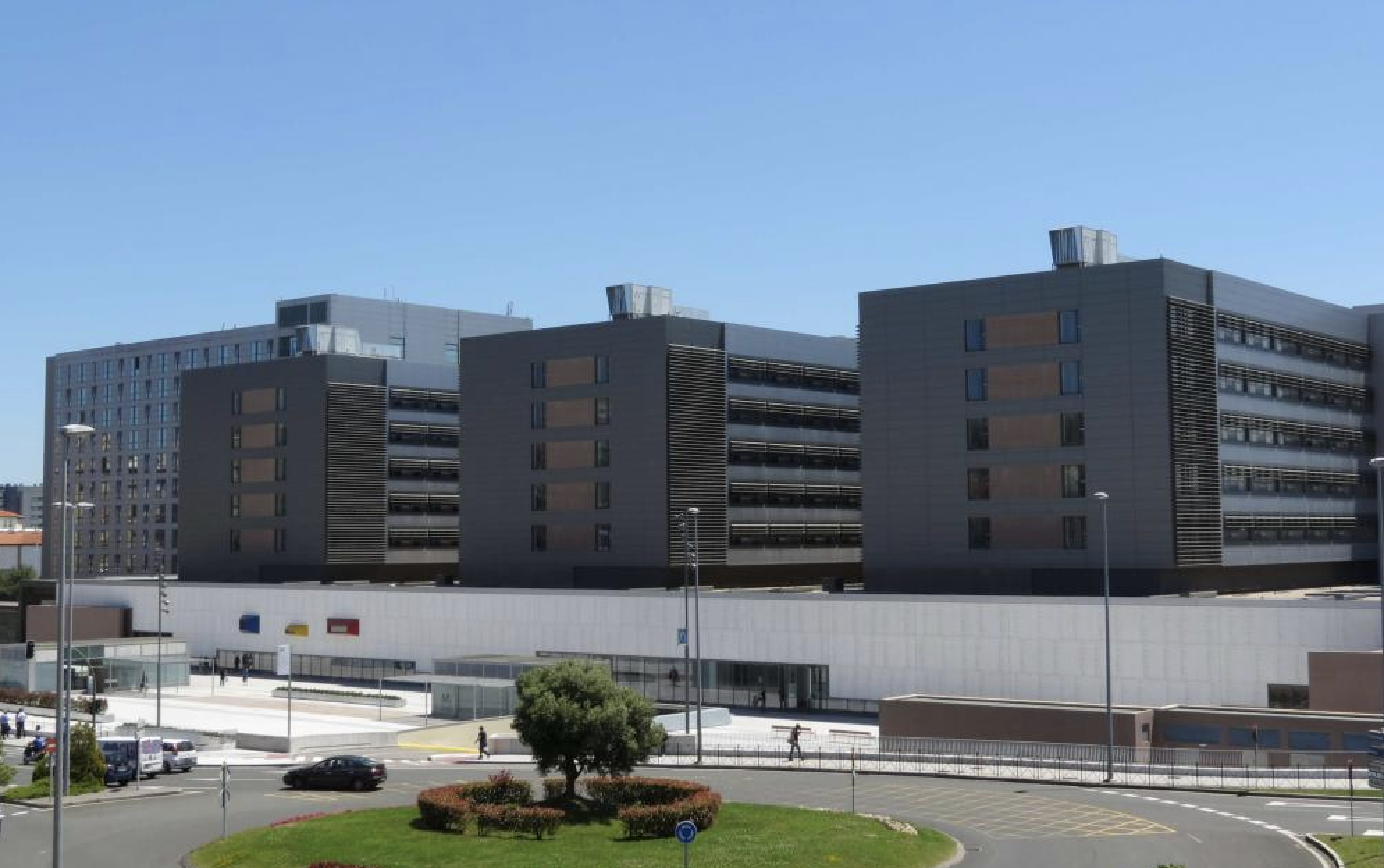 Klimatizazioa, aireztapena eta instalazio elektrikoak Valdecillako Ospitalearen (Santander) handiagotze eta eraberritze lanetarako